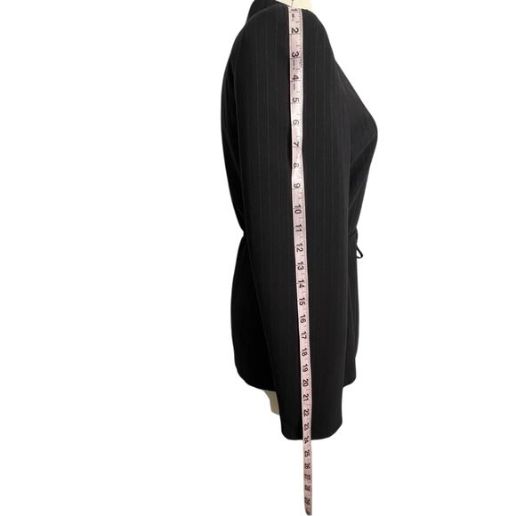 Vintage Black Pinstripe Suit Jacket Blazer Size 8 Larry Levine - Picture 5 of 10
